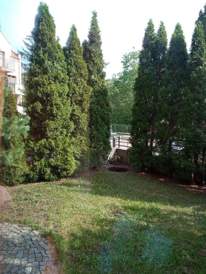 Niewielki Pokoj Jedno Lub Dwuosobowy W Duzym Mieszkaniu W Gdansk Wrzeszcz Ul Smoluchowskiego Kolo Akademii Medycznej - Cooliving エクステリア 写真